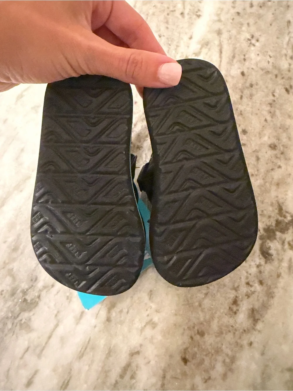 Reef Kids Black and Blue Leaf Print Flip Flops